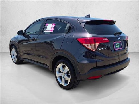 Used 2016 Honda HR-V LX image 6