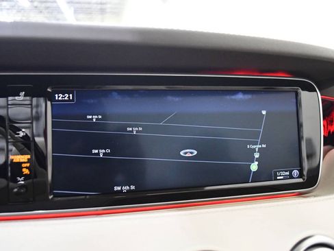 Used 2017 Mercedes-Benz S 550 Cabriolet image 17