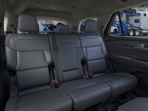 New 2026 Ford Explorer Active RWD image 11
