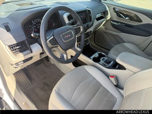 Used 2023 GMC Terrain Denali w/ Denali Premium Package image 11