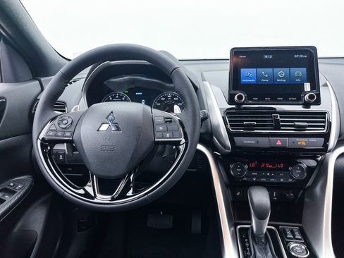 New 2026 Mitsubishi Eclipse Cross SEL image 3