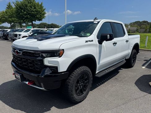 Used 2023 Chevrolet Silverado 1500 ZR2 w/ LPO, Dark Essentials Package AWD/4WD image 8