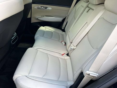 New 2026 Genesis GV70 2.5T Advanced w/ G1 Accessory Package AWD/4WD image 20