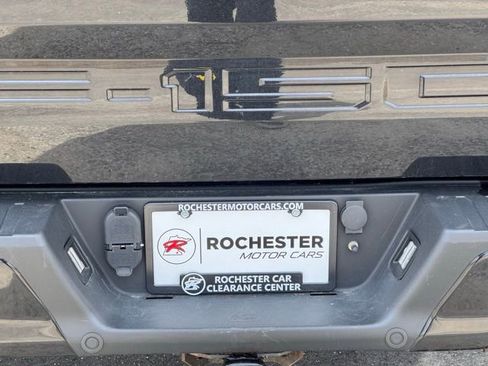 Used 2019 Ford F150 XLT w/ Equipment Group 302A Luxury AWD/4WD image 45