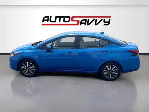 Used 2021 Nissan Versa SV FWD image 4