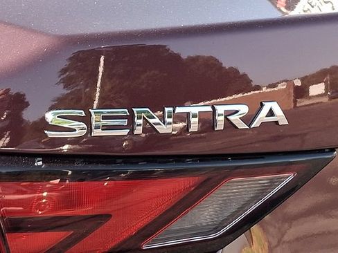 Used 2024 Nissan Sentra SV FWD image 30