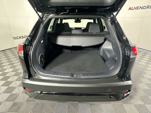 Used 2024 Toyota Corolla Cross AWD Hybrid image 31