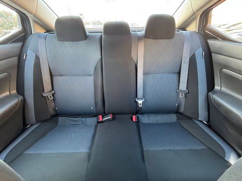 Used 2025 Nissan Versa SV FWD image 37