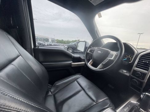Used 2020 Ford F150 Lariat w/ Equipment Group 502A Luxury AWD/4WD image 15