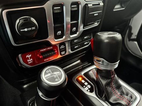 Used 2022 Jeep Wrangler Rubicon image 14