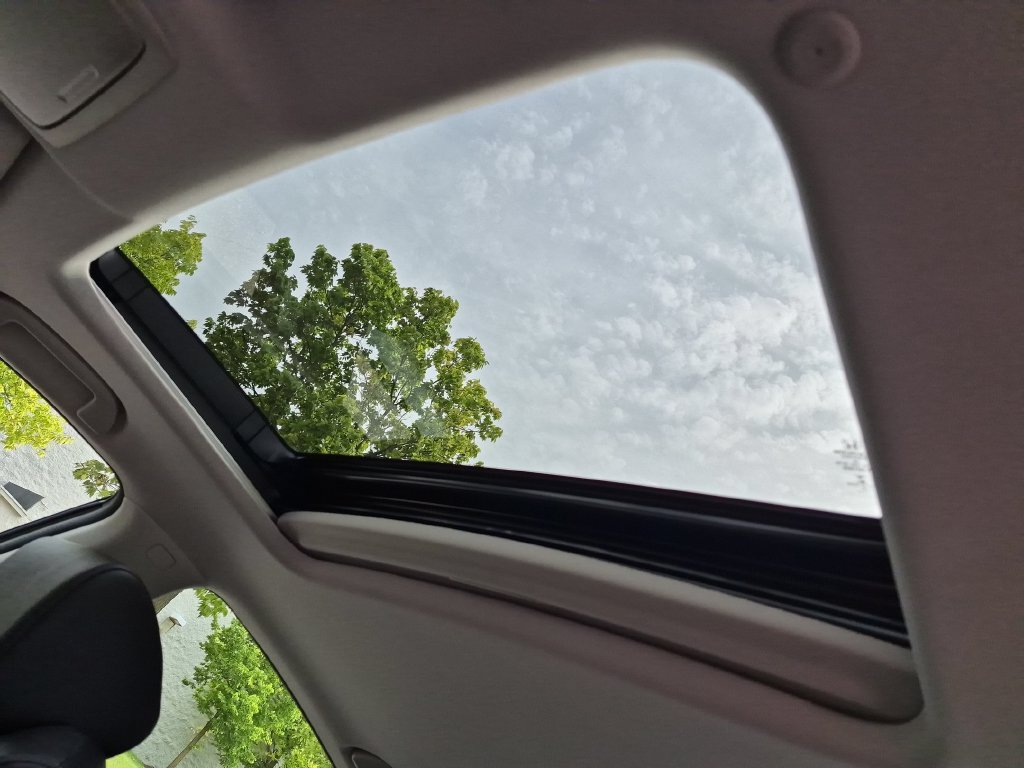 Used 2021 Honda Accord EX-L image 13