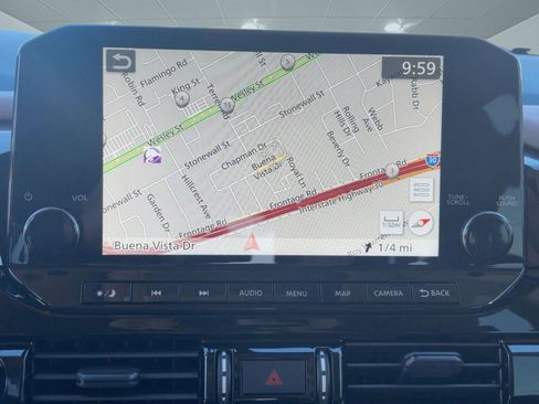 New 2025 Nissan Pathfinder Platinum w/ Black Appearance Package image 24