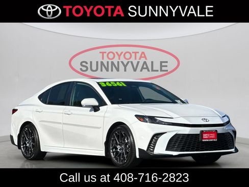Used 2026 Toyota Camry SE w/ Convenience Package FWD image 10