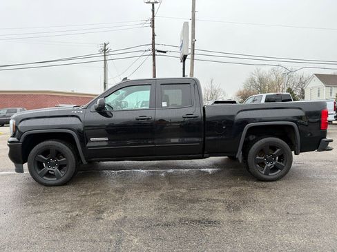 Used 2017 GMC Sierra 1500 SLE w/ SLE Value Package AWD/4WD image 6
