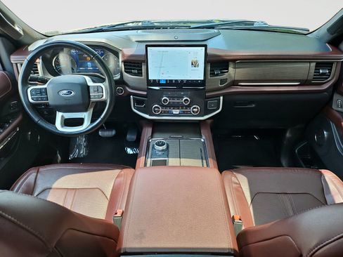 Used 2022 Ford Expedition Max Limited RWD image 16