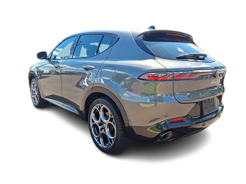 Used 2024 Alfa Romeo Tonale Veloce AWD/4WD image 4