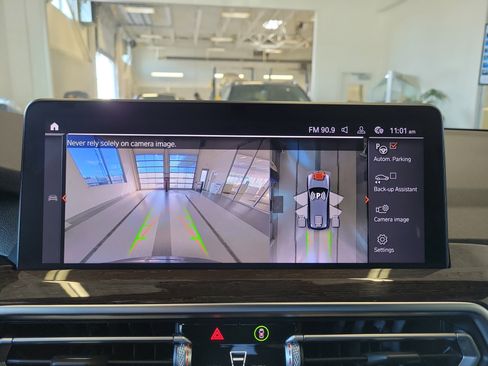 Used 2023 BMW X3 xDrive30i w/ Premium Package image 26