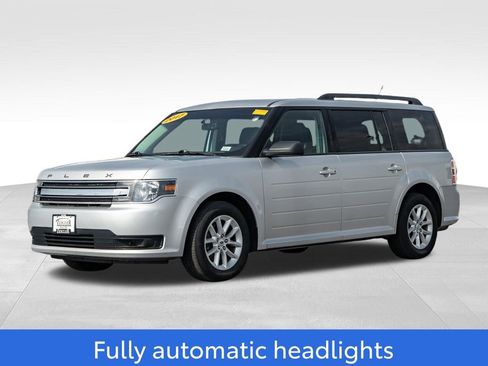 Used 2017 Ford Flex SE FWD image 3