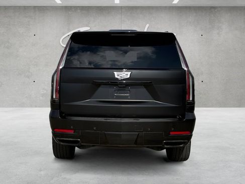Certified 2025 Cadillac Escalade Sport Platinum w/ LPO, ONYX Package AWD/4WD image 15