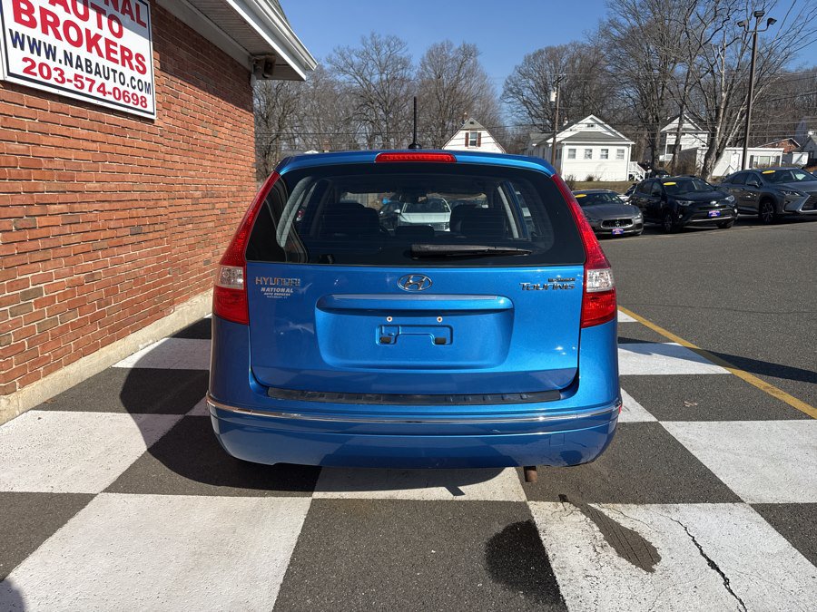 Used 2012 Hyundai Elantra GLS FWD image 10
