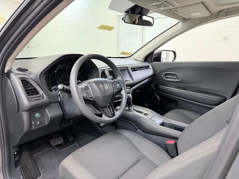 Used 2022 Honda HR-V EX image 14