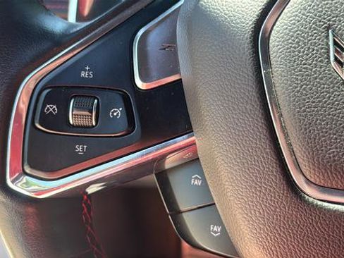 Used 2020 Chevrolet Corvette Stingray Preferred Cpe w/ 2LT Preferred Equipment Group RWD image 23