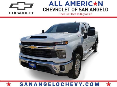 Used 2025 Chevrolet Silverado 2500 LT AWD/4WD image 1