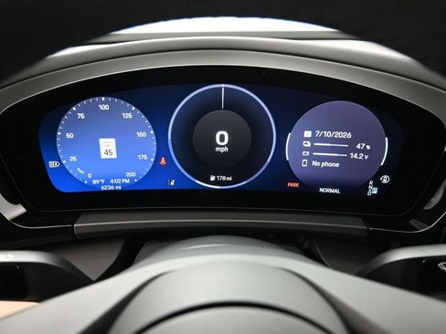Certified 2025 Porsche Macan 4S Electric AWD/4WD image 20