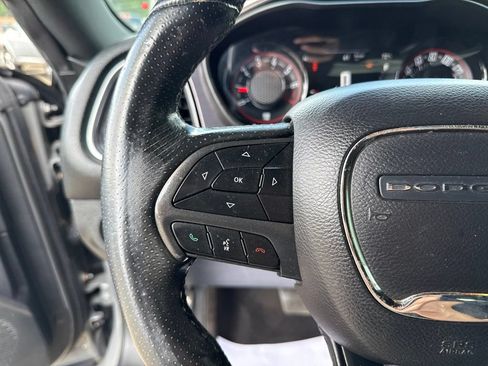 Used 2018 Dodge Challenger SXT w/ Blacktop Package RWD image 31