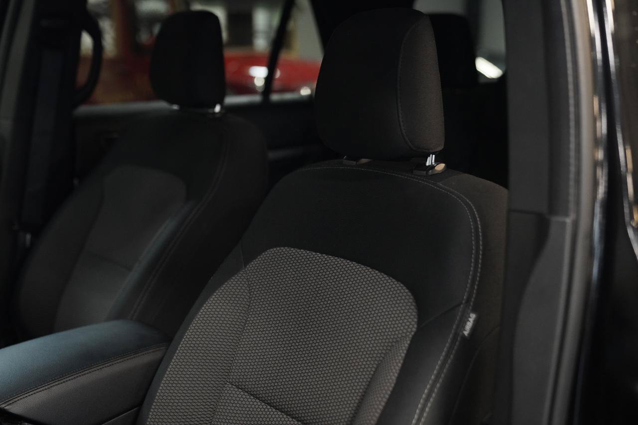 Used 2019 Ford Explorer XLT FWD image 23