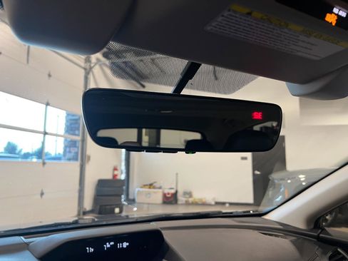 Used 2023 Subaru Impreza Premium image 24