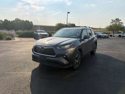 Used 2020 Toyota Highlander XLE