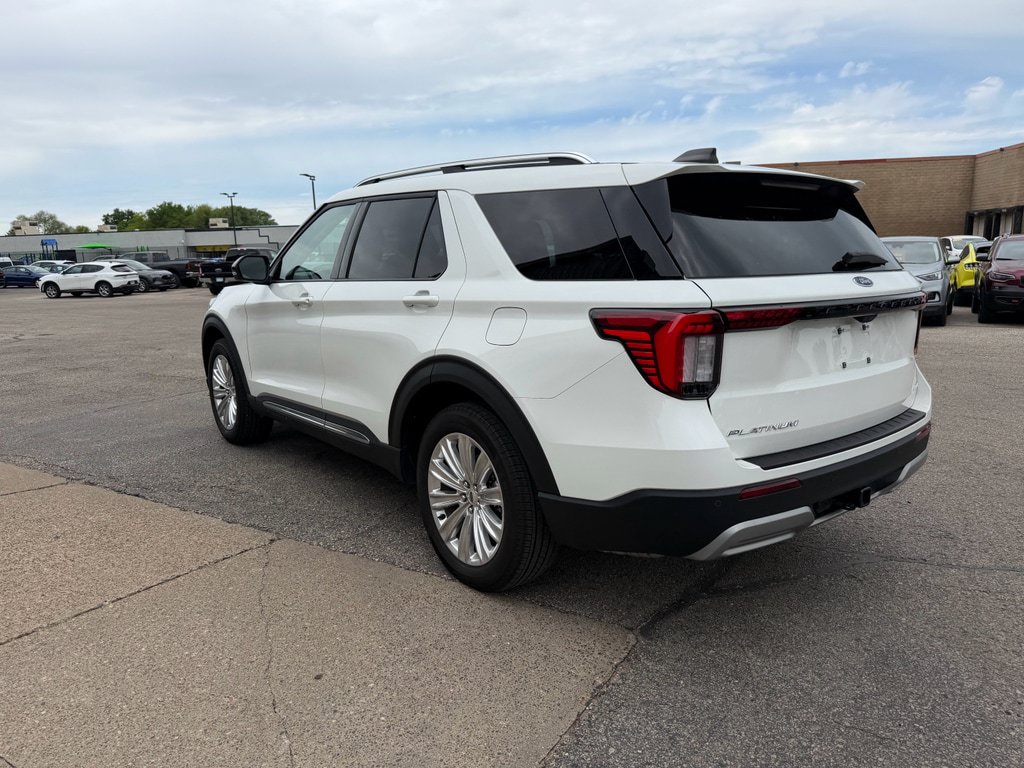 Used 2025 Ford Explorer Platinum w/ LUX Leather Package AWD/4WD image 6