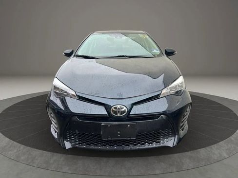 Used 2019 Toyota Corolla XSE FWD image 2