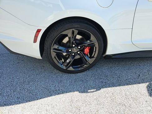 Certified 2023 Chevrolet Camaro SS image 13