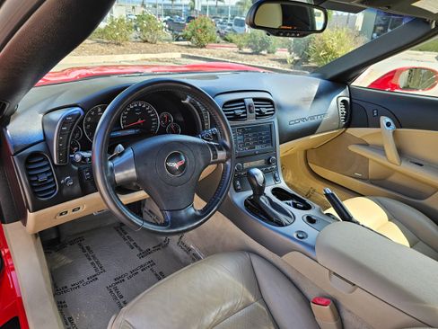 Used 2007 Chevrolet Corvette Convertible w/ Preferred Equipment Group image 22