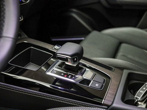 Used 2025 Audi Q5 2.0T Premium Plus w/ Premium Plus Package image 25