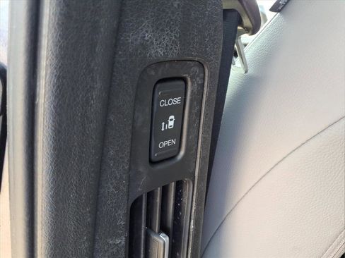 Used 2022 Honda Odyssey EX-L image 22
