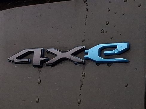 Used 2022 Jeep Wrangler Unlimited Rubicon 4xe w/ Dual Top Group image 30