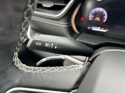 Used 2021 Jeep Grand Cherokee L Limited image 21