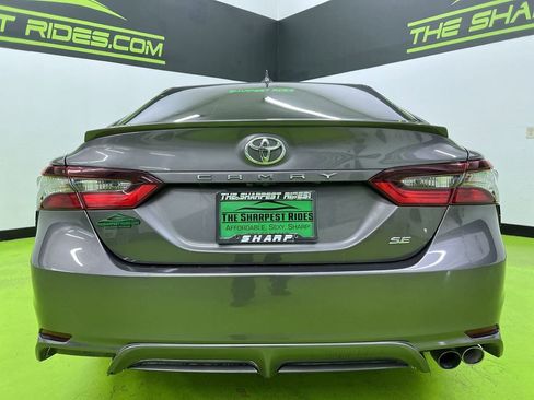 Used 2021 Toyota Camry SE w/ Cold Weather Package FWD image 8