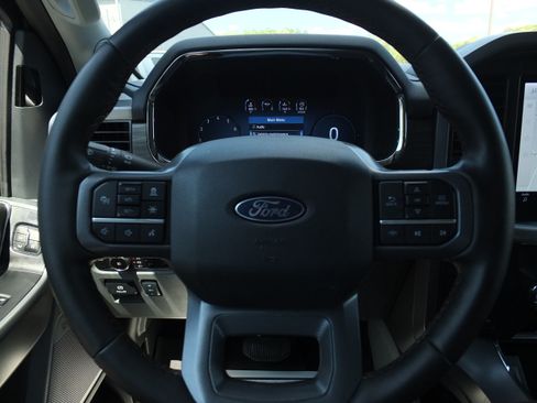Used 2025 Ford F150 Lariat w/ Equipment Group 501A Mid AWD/4WD image 20