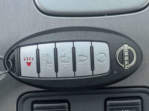 Used 2023 Nissan Murano SL w/ SL Moonroof Package FWD image 35