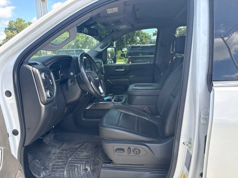 Used 2022 GMC Sierra 3500 Denali AWD/4WD image 11