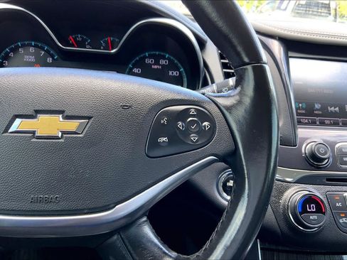 Used 2018 Chevrolet Impala Premier FWD image 24