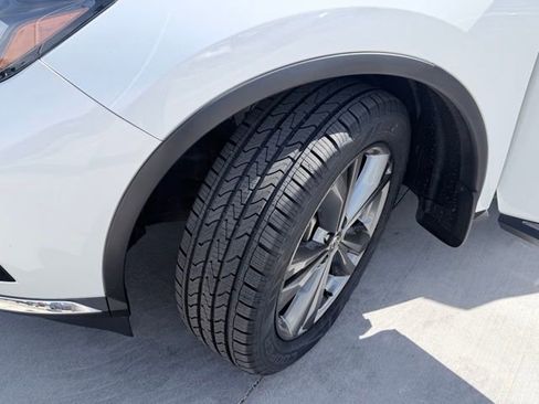 Used 2019 Nissan Murano Platinum w/ Cargo Package image 41