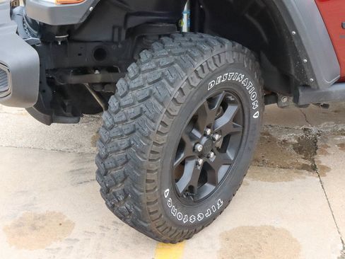Used 2021 Jeep Wrangler Unlimited Sport AWD/4WD image 18