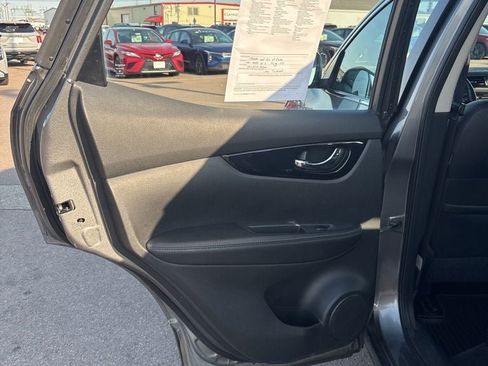 Used 2019 Nissan Rogue Sport SL AWD/4WD image 23
