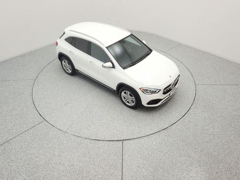 Certified 2023 Mercedes-Benz GLA 250 4MATIC image 11