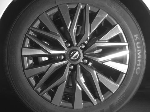 Used 2025 Nissan Altima 2.5 SV image 12